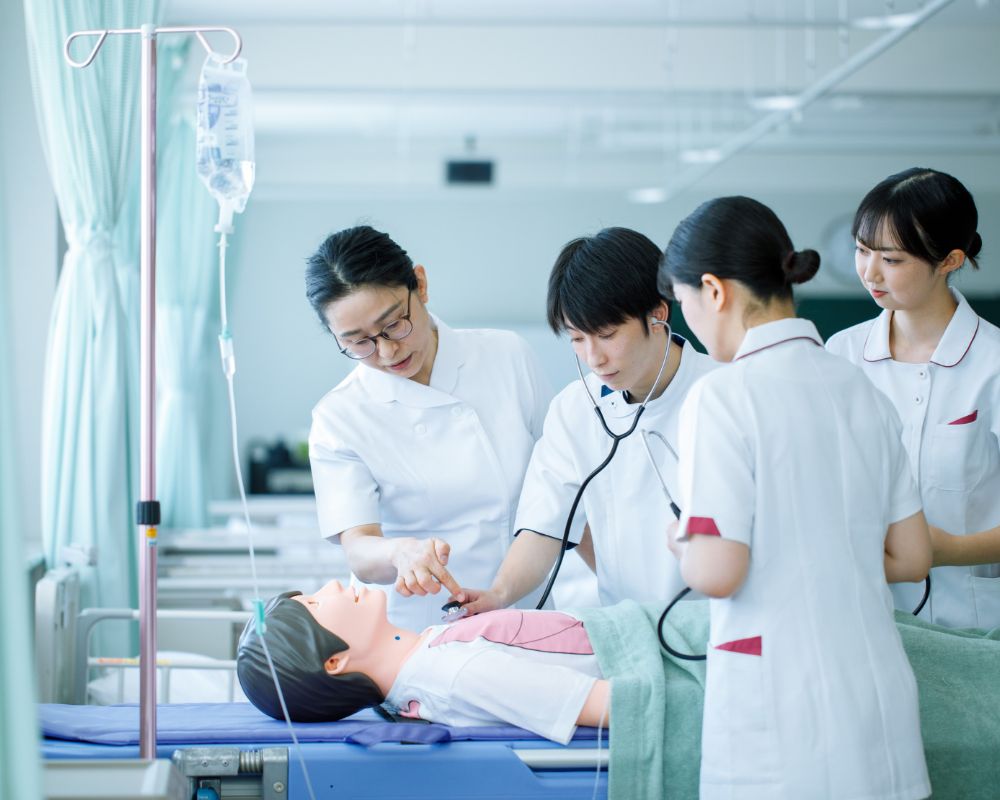 成人看護学・老年看護学の実習の様子